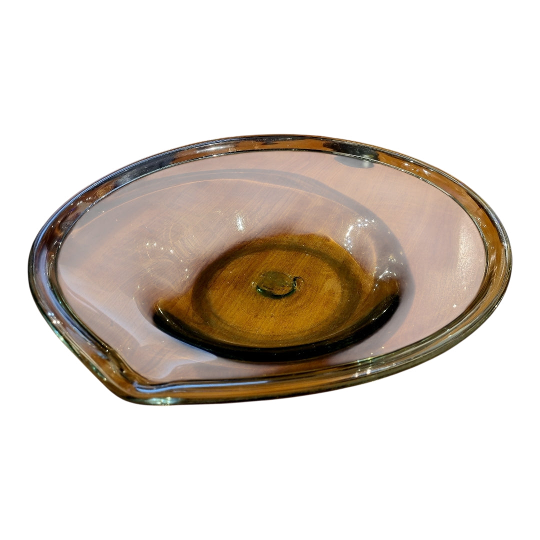 An Exceptionally Rare & Large Mid 18th-Century English Antique Hand-Blown Glass Spouted Dairy Bowl / Cream Bowl - Approx 41 cm In Diameter