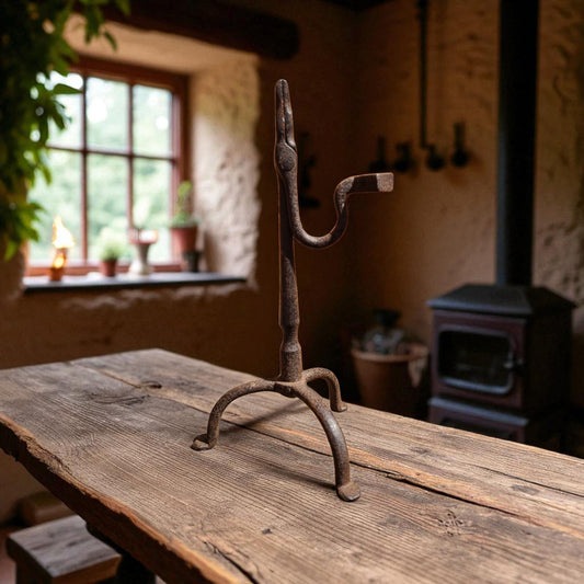 18th-Century Antique Iron Rushlight Holder / Rushnip