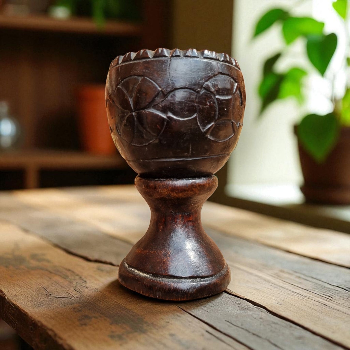 Late 18th-Century English Antique Coconut Cup