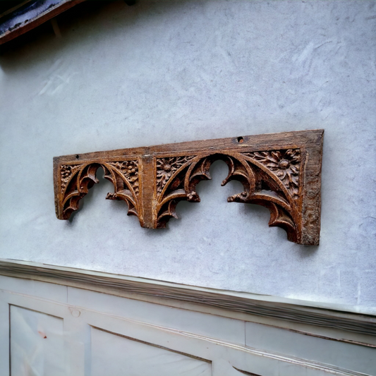 15thC English Antique Carved Oak Gothic Tracery Fragment Or Tracery Head
