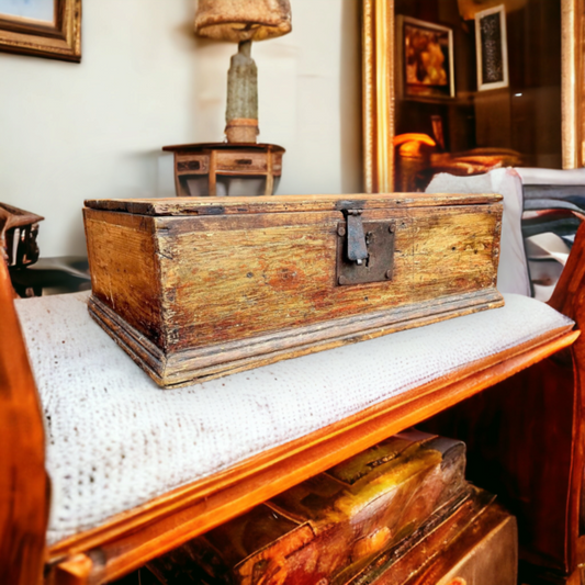Late 18th Century Welsh Antique Pine Bible Box or Table Top Boarded Box