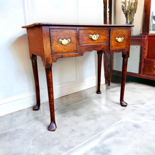 Mid 18th Century English Antique Oak Low Boy or Side Table