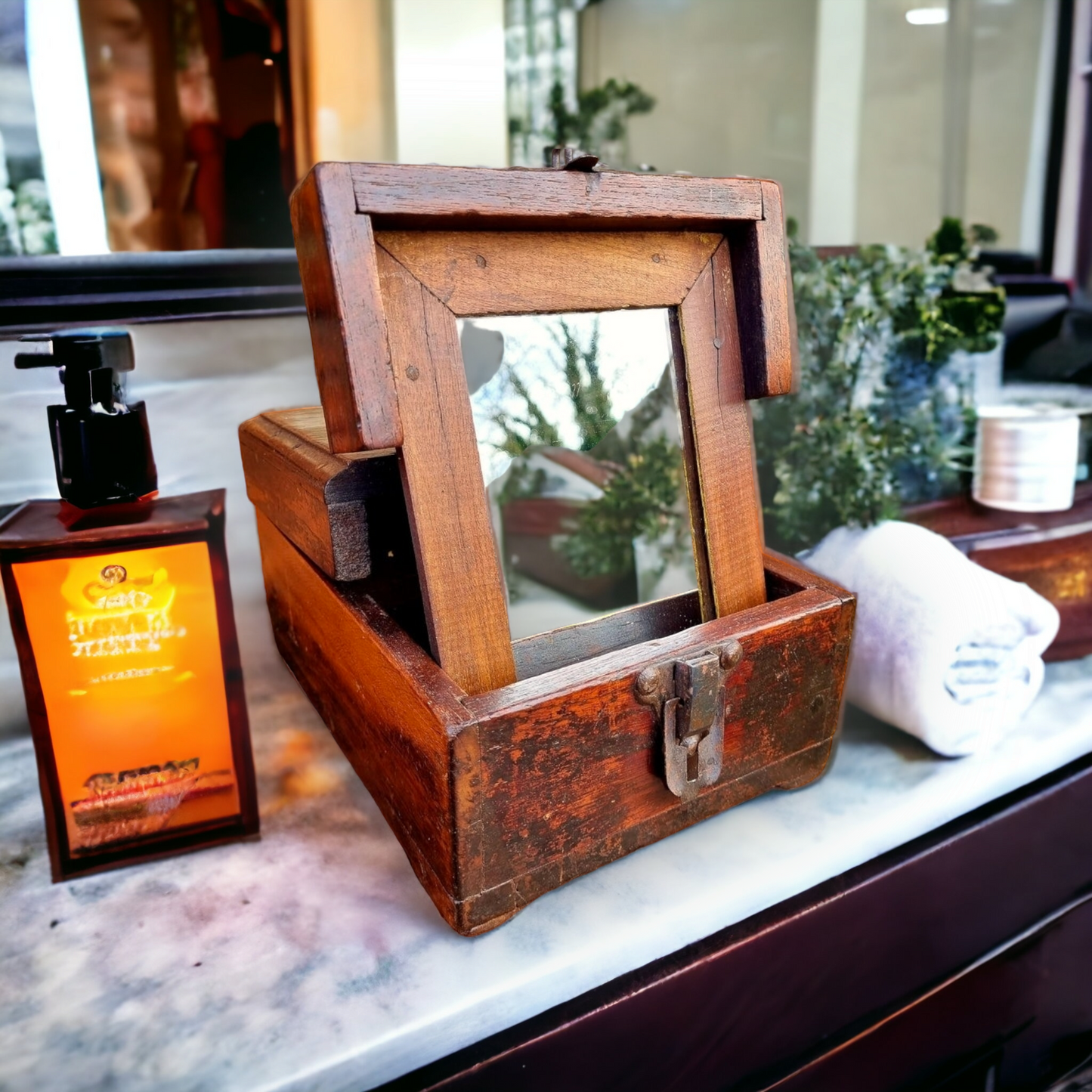 Late 19th Century Continental Antique Treen Gentleman's Travelling Vanity Box With Shaving Mirror