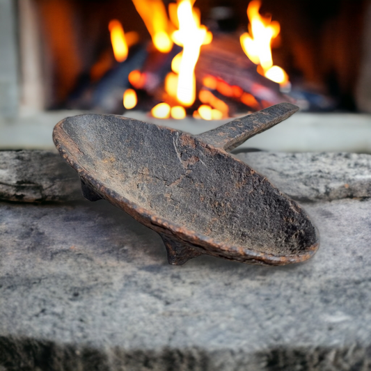 Late 17th Century / Early 18th Century English Antique Wrought Iron Rushlight Grisset Pan