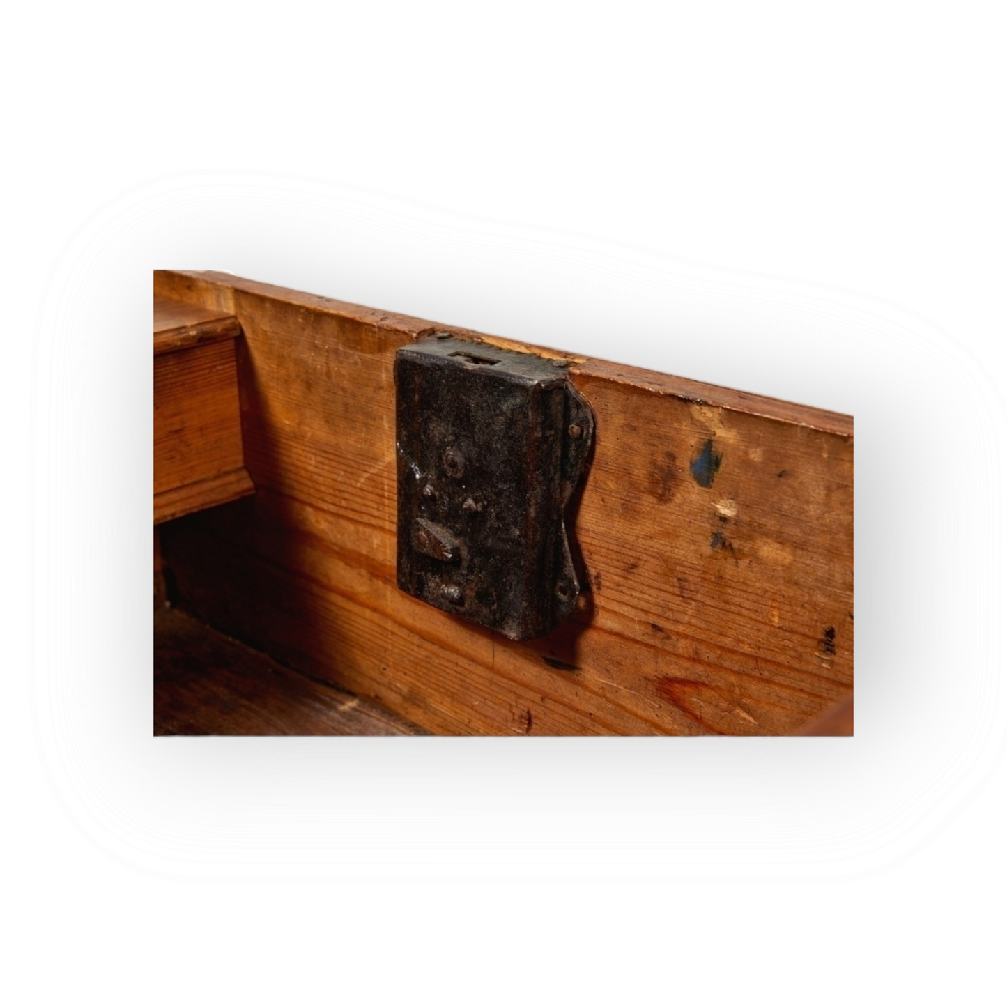 A Late 17thC / Early 18thC Continental Antique Burrwood Table Top Box