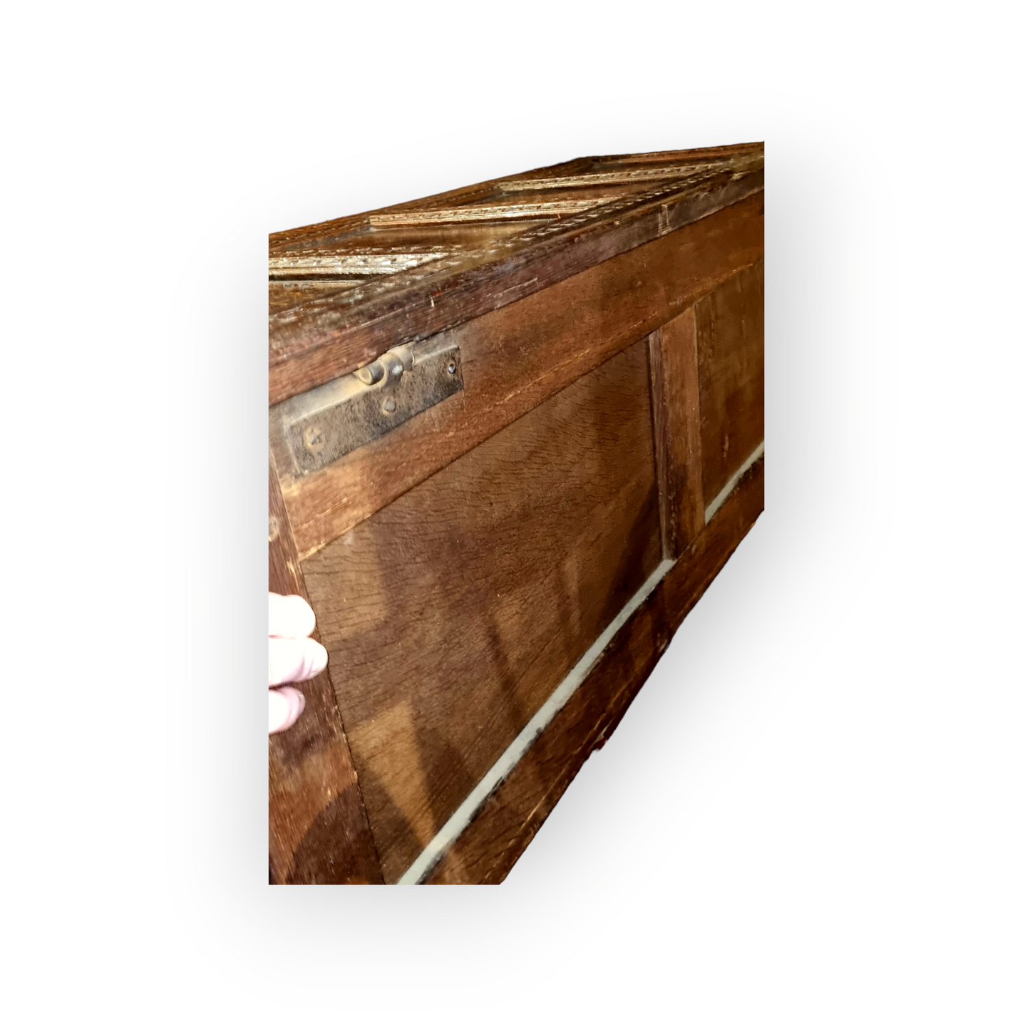 Late 16th Century Century Elizabeth I Period English Antique Oak Coffer / Chest, Attributed to Leeds, Yorkshire