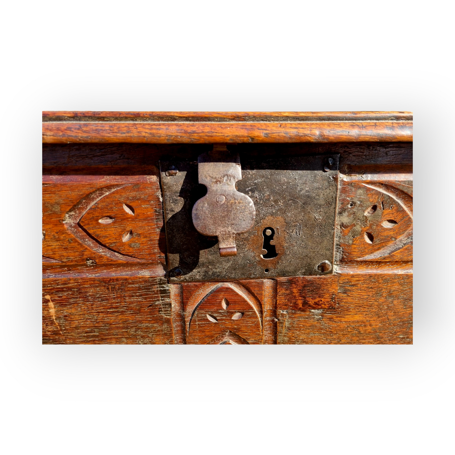 Early 17th-century English Antique Oak Boarded Coffer or Chest