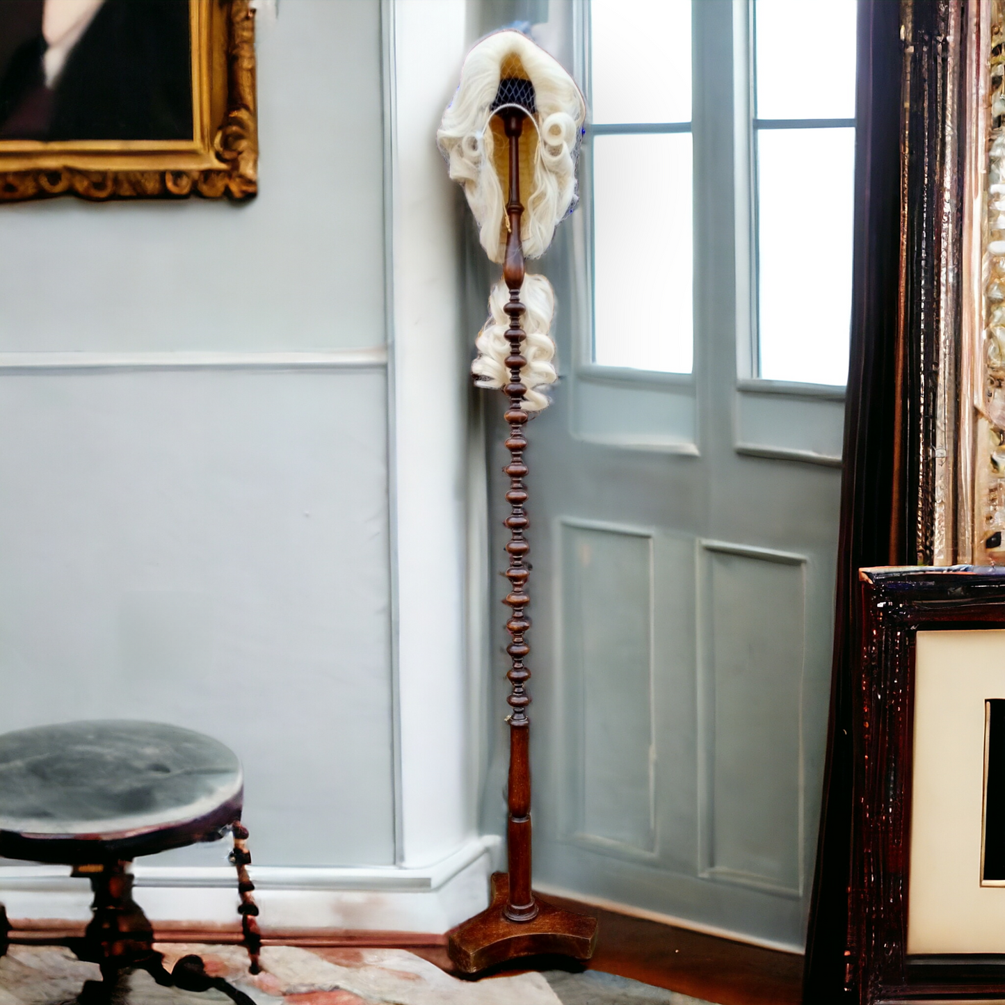 Late 18th Century English Antique Mahogany Wig Stand / Peruke Stand