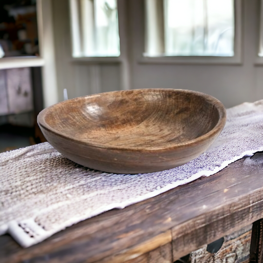 18th Century English Antique Elm Diary Bowl