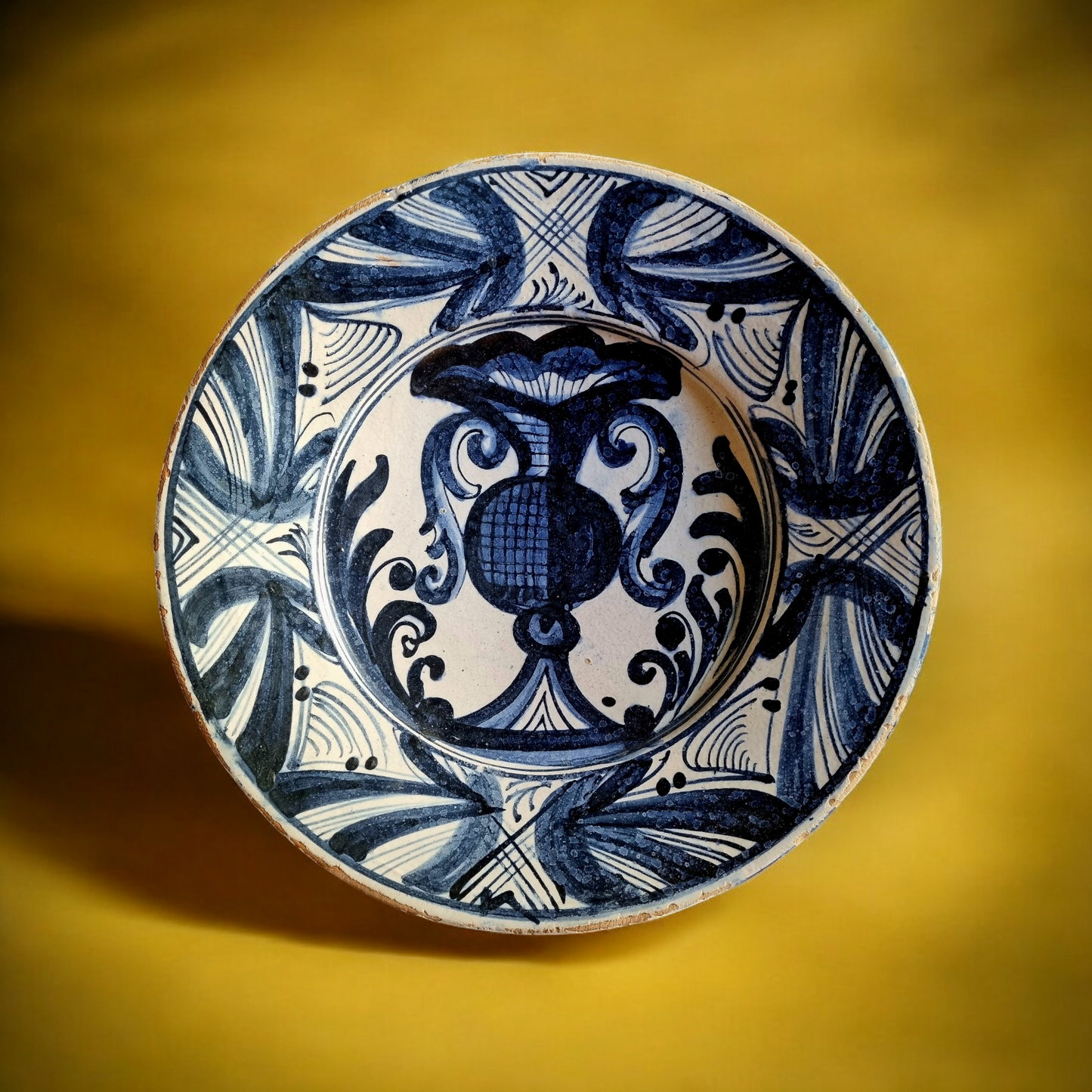 17th-Century Spanish Antique "La Corbata" Tin-Glazed Earthenware Blue & White Dish