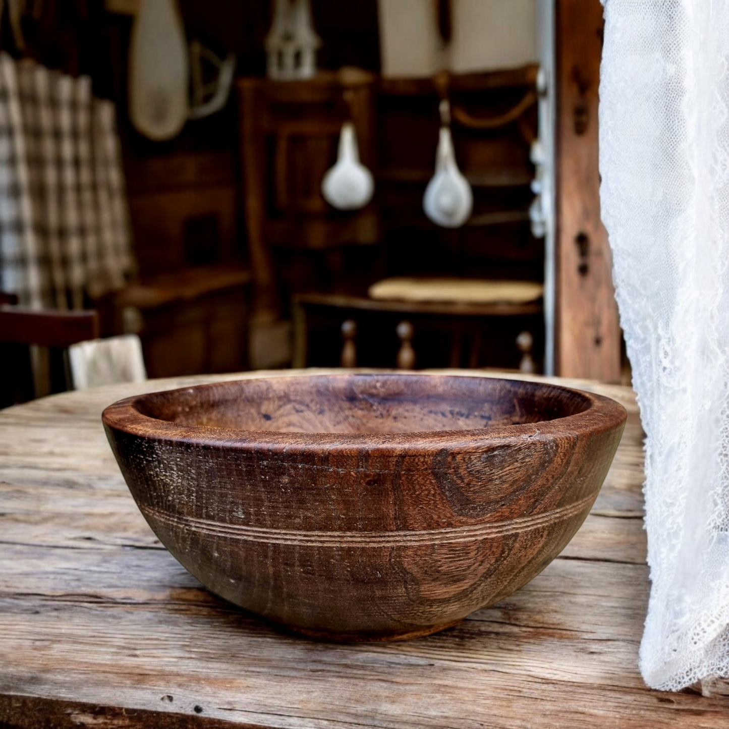 18th-Century English Antique Treen / Turned Elm Dairy Bowl