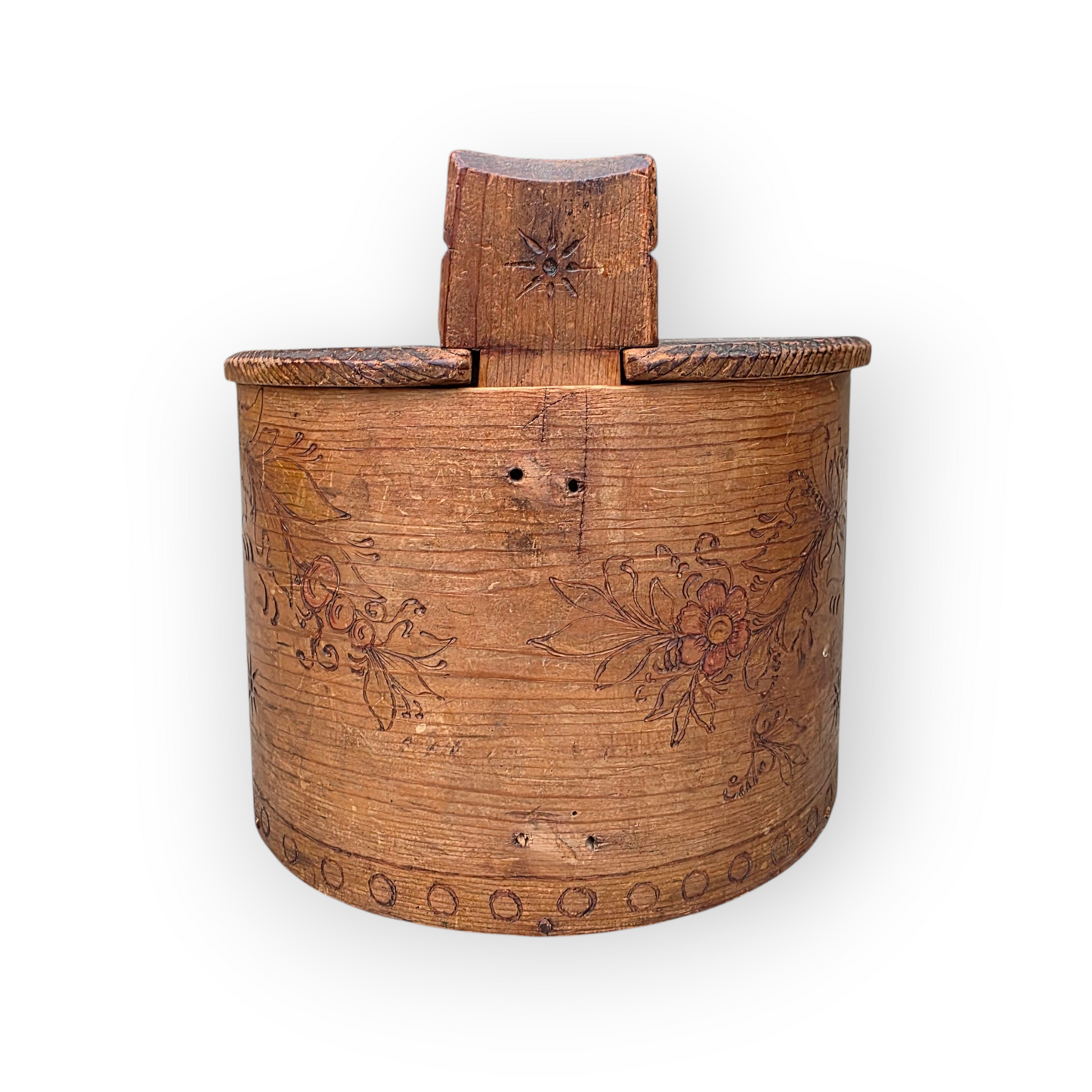 Late 18th Century Scandinavian Antique Bent Wood Box Bearing Two Love Hearts
