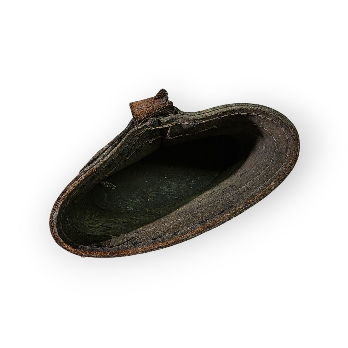 19th Century English Antique Leather Shot Carrier with Beaufort Family Coat of Arms – “Amez Verite” ("Love Truth")