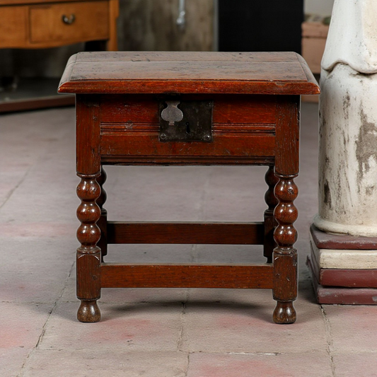 Late 17th-Century English Antique oak Box Stool, Circa 1680