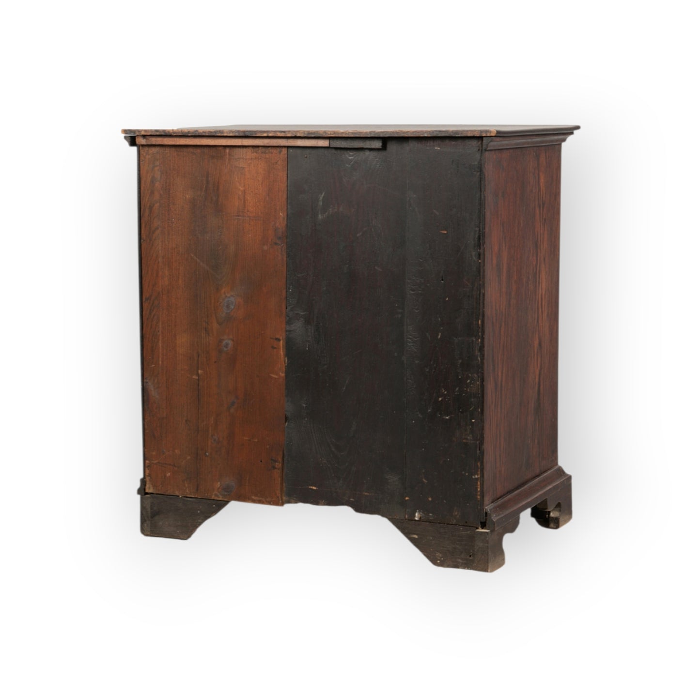 Mid 18th Century Oak Chest of Drawers of Small Proportions, Circa 1745