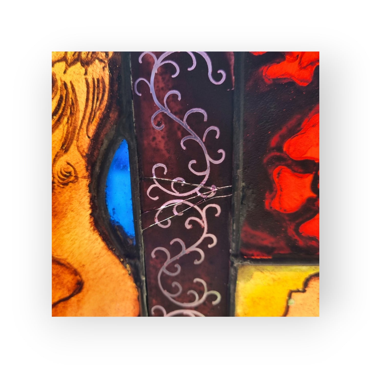 16th-Century Antique Stained Glass Panel In The Form Of An Armorial Shield 1 Of 2