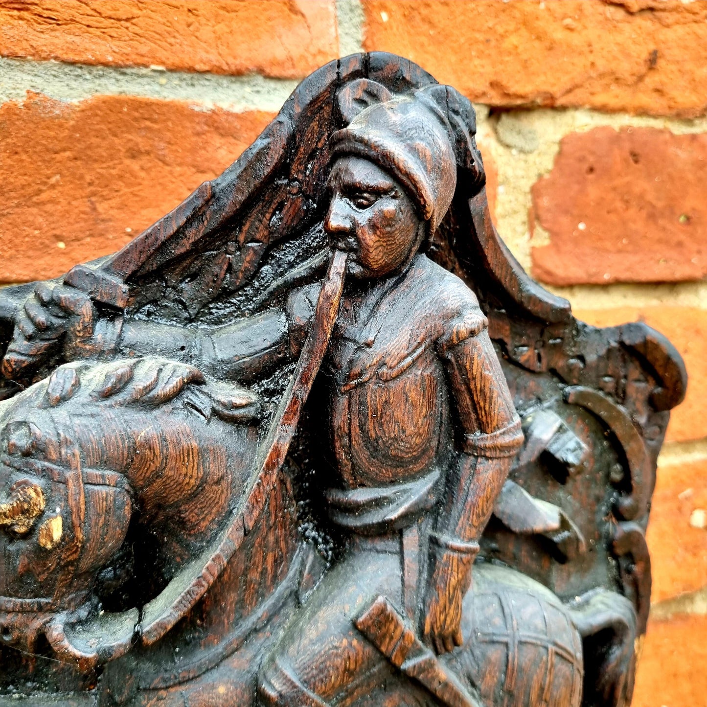 Late 18thC / Early 19thC English Antique Wood Carving Depicting a Knight on Horseback