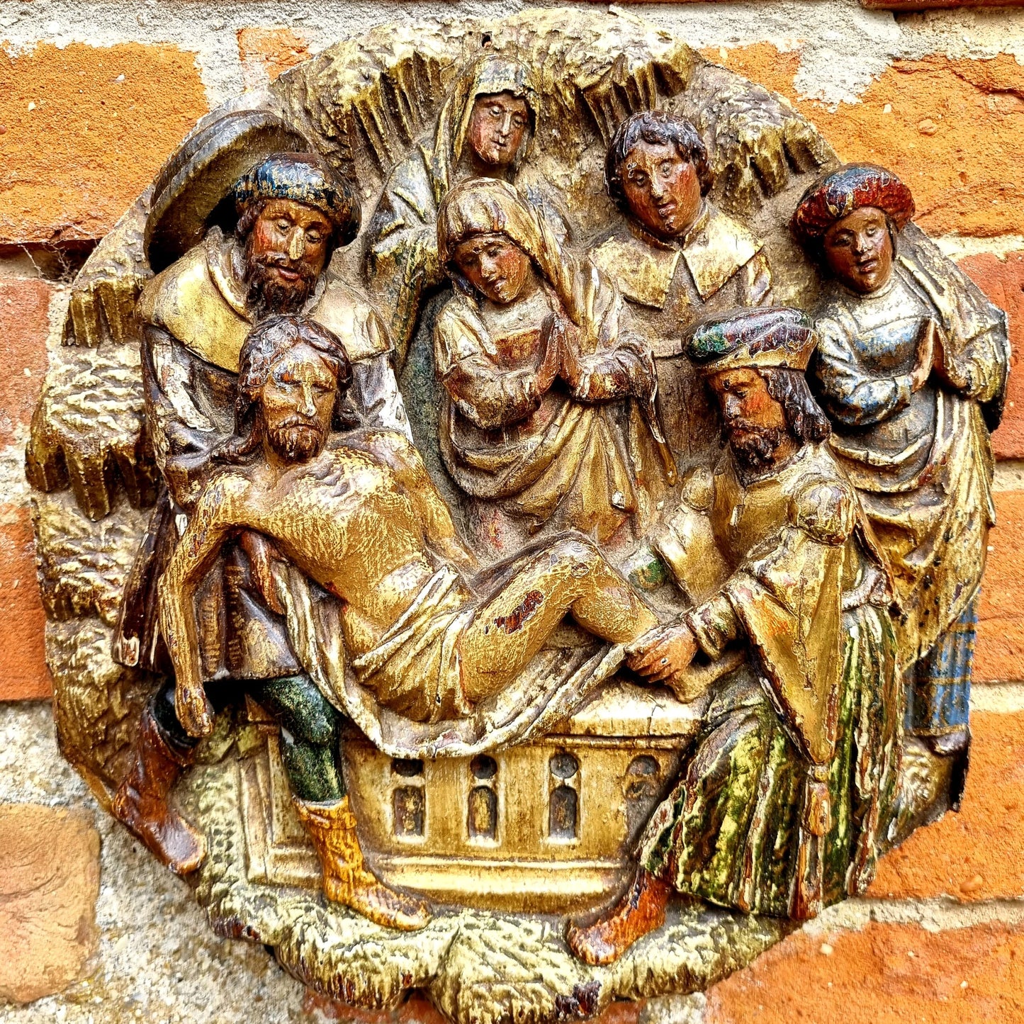 Early 16th Century Antique Carved Oak Tondo / Carved Oak Panel Depicting The Entombment of Christ, Circa 1500-1530