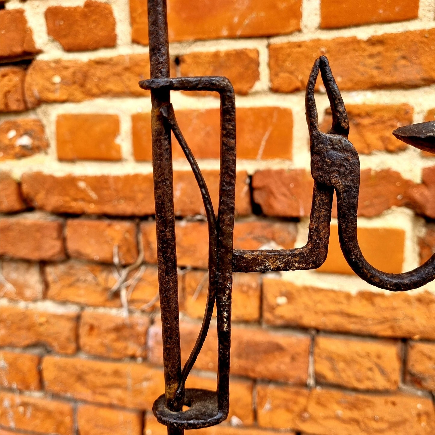 George III Period English Antique Wrought Iron Floor Standing Adjustable Candle Holder and Rushlight, Attributed to Sussex, Circa 1800