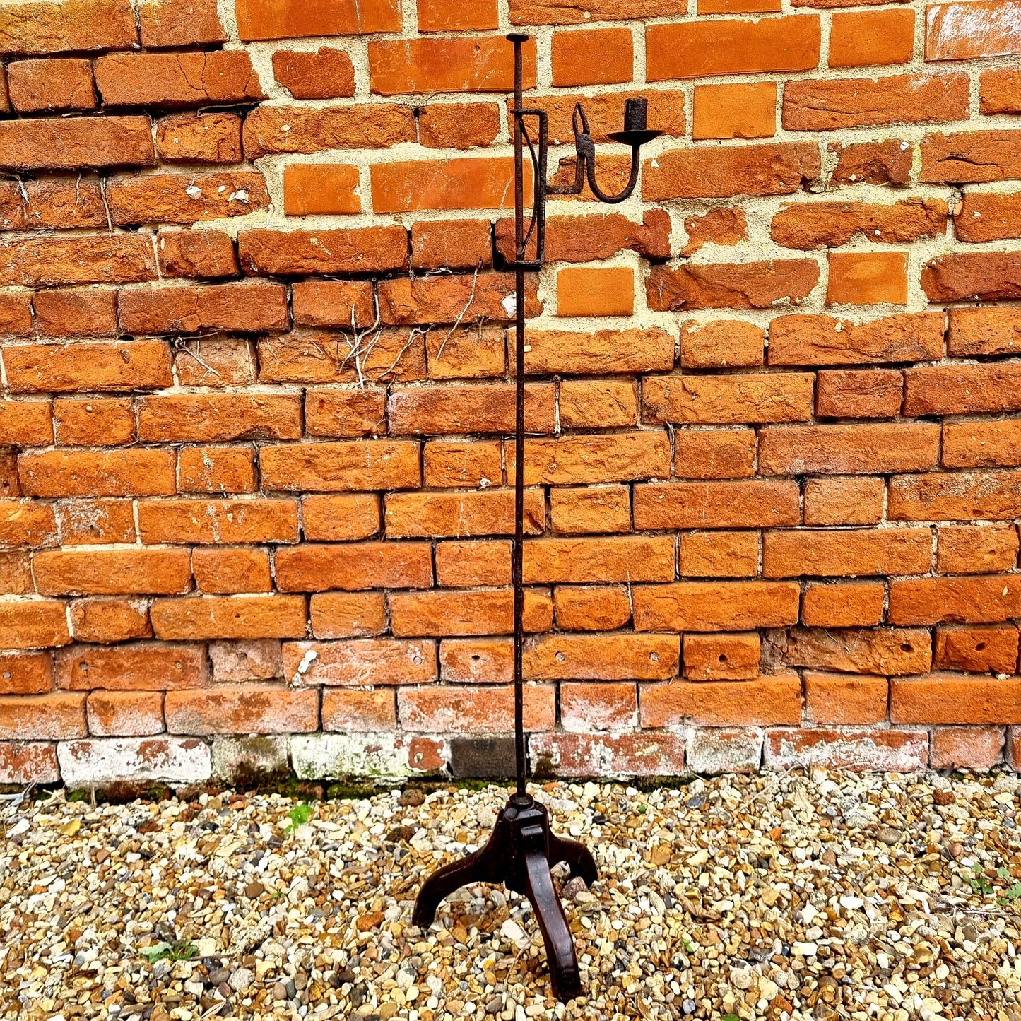 George III Period English Antique Wrought Iron Floor Standing Adjustable Candle Holder and Rushlight, Attributed to Sussex, Circa 1800