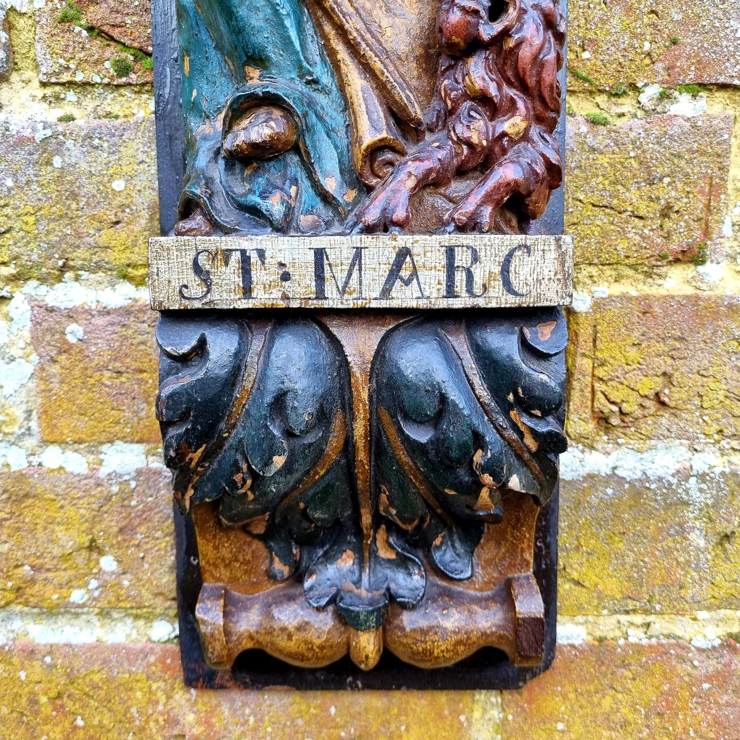 Superb Set of 4 x Large Early 17th Century French Antique Carved Oak Portrait Panels Depicting the Four Evangelists; St. Matthew, St. Mark, St. Luke and St. John