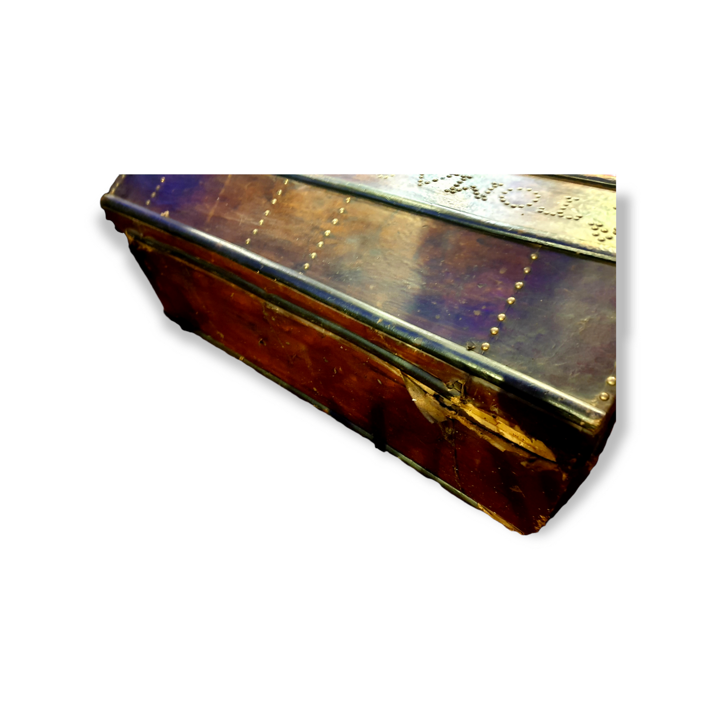 17th Century Spanish Antique Leather-Bound Travelling Trunk or Chest