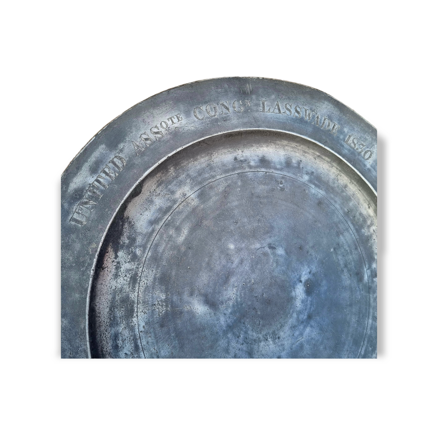 Robert Kinniburgh of Edinburgh - Early 19th Century Scottish Antique Pewter Charger Inscribed "United Assote Congn Lasswade 1830"