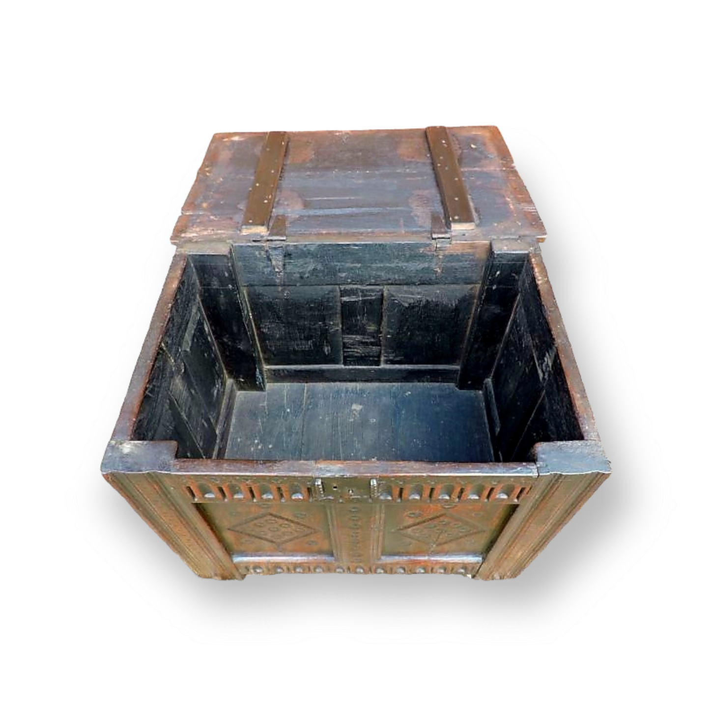 Late 16th Century Welsh Antique Oak Chest / Coffer, circa 1580