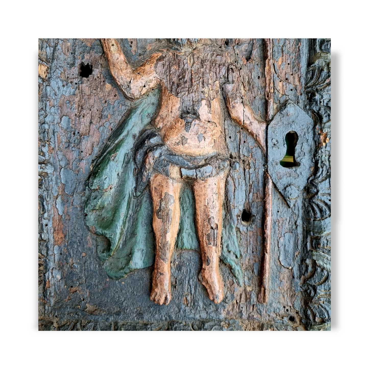 16th Century Antique Carved Oak Portrait Panel Of A Saint - Formerly A Tabernacle Door