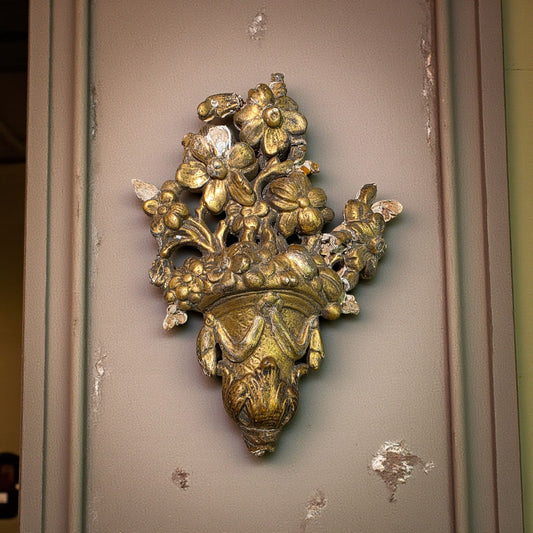 Large Decorative 18thC Antique Gilt Gesso Fragment in Attic Found Condition