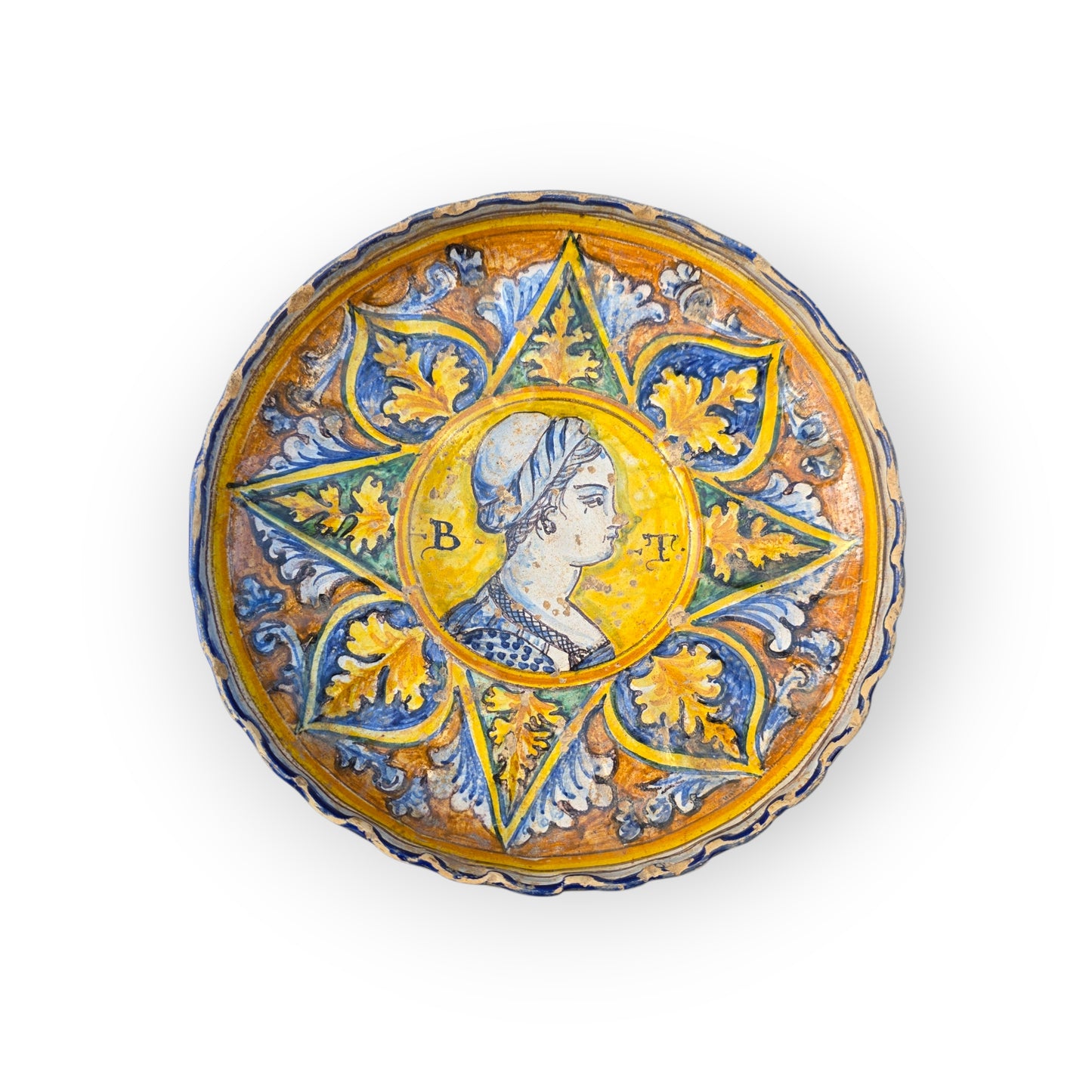 16th Century Italian Antique Maiolica Tazza — Bella Donna Portrait, Attributed to Deruta, circa 1510–1550