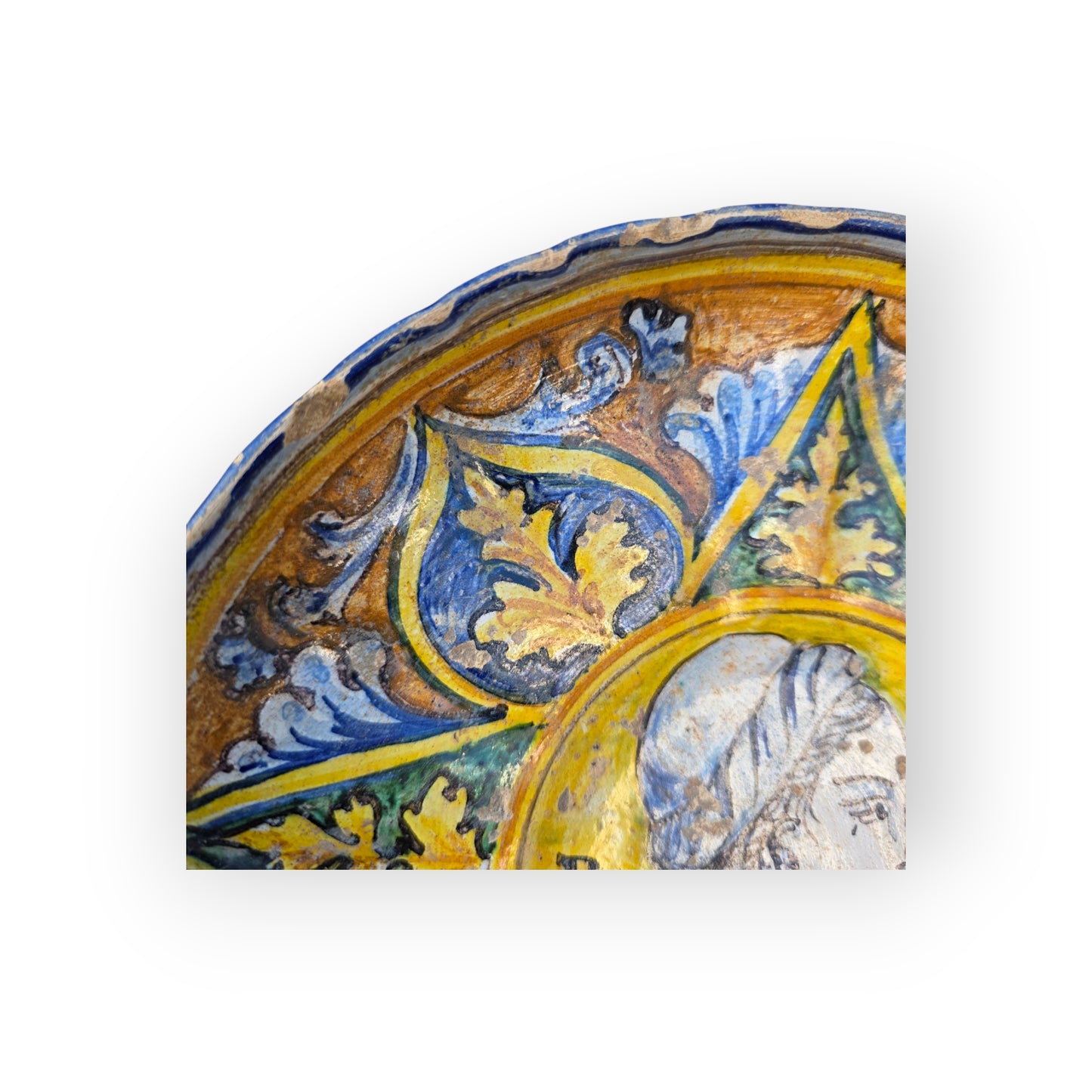 16th Century Italian Antique Maiolica Tazza — Bella Donna Portrait, Attributed to Deruta, circa 1510–1550