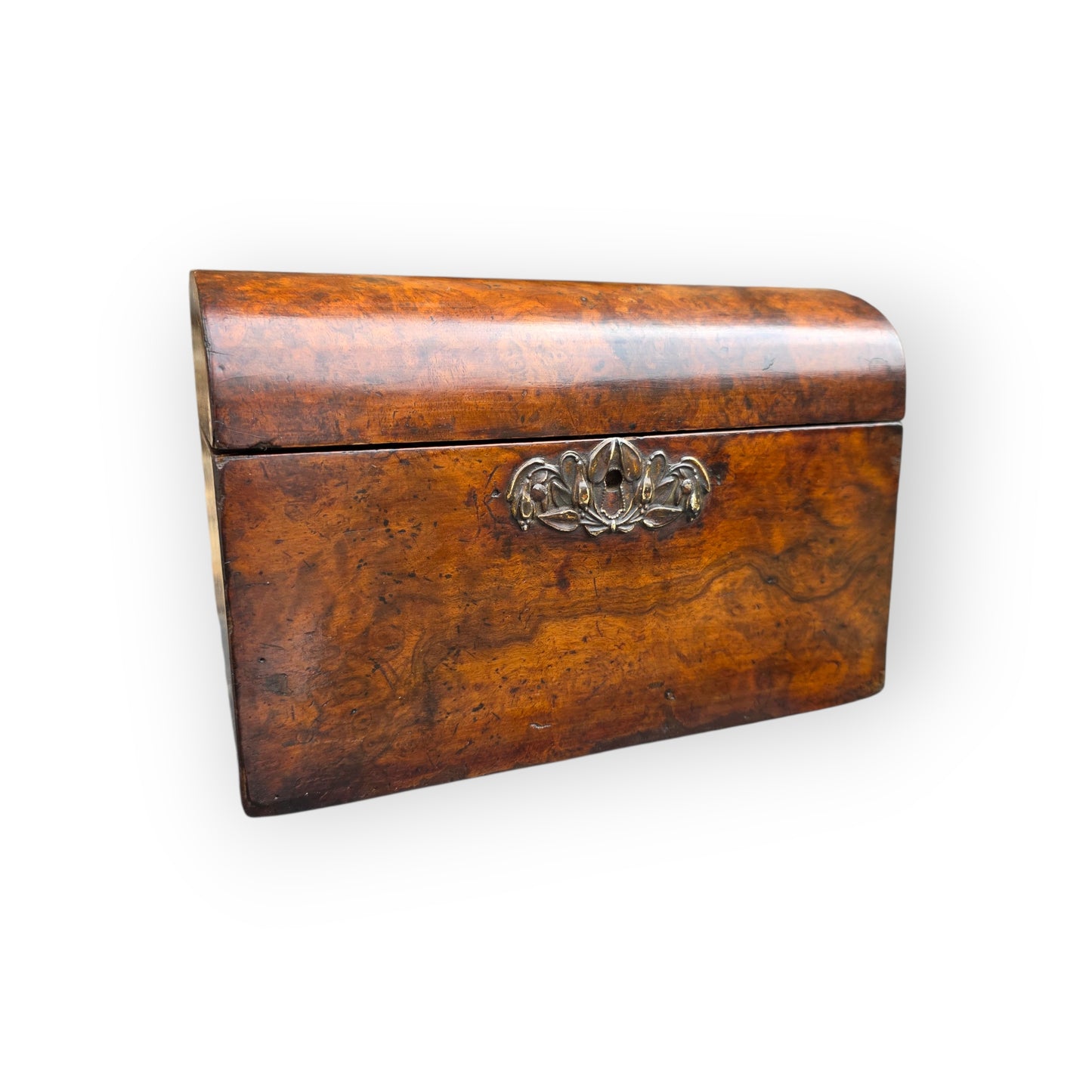A Fine 18th Century George II Period English Antique Walnut Dome-Top Tea Caddy, circa 1740–1760