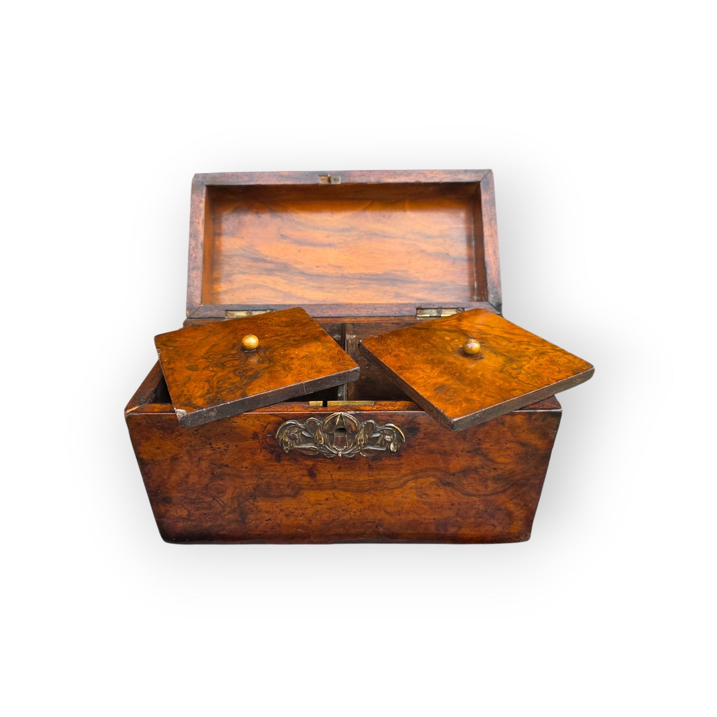 A Fine 18th Century George II Period English Antique Walnut Dome-Top Tea Caddy, circa 1740–1760