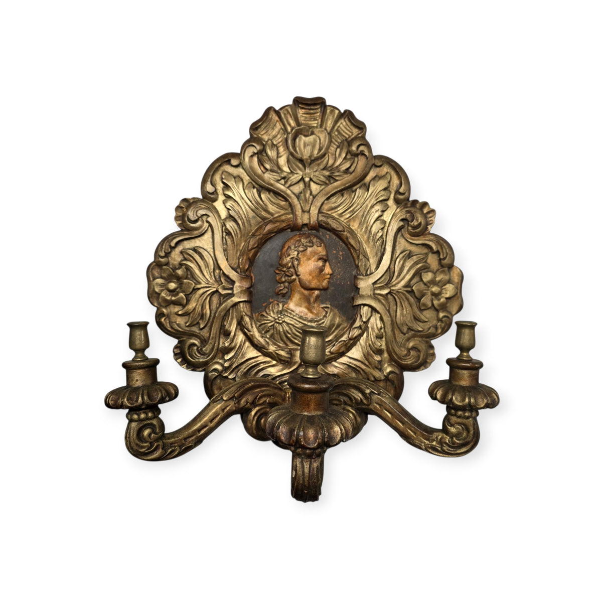 Large Pair of Late 18th-Century Gilt-Gesso Wall Reflectors with Romayne-Style Portrait Medallions