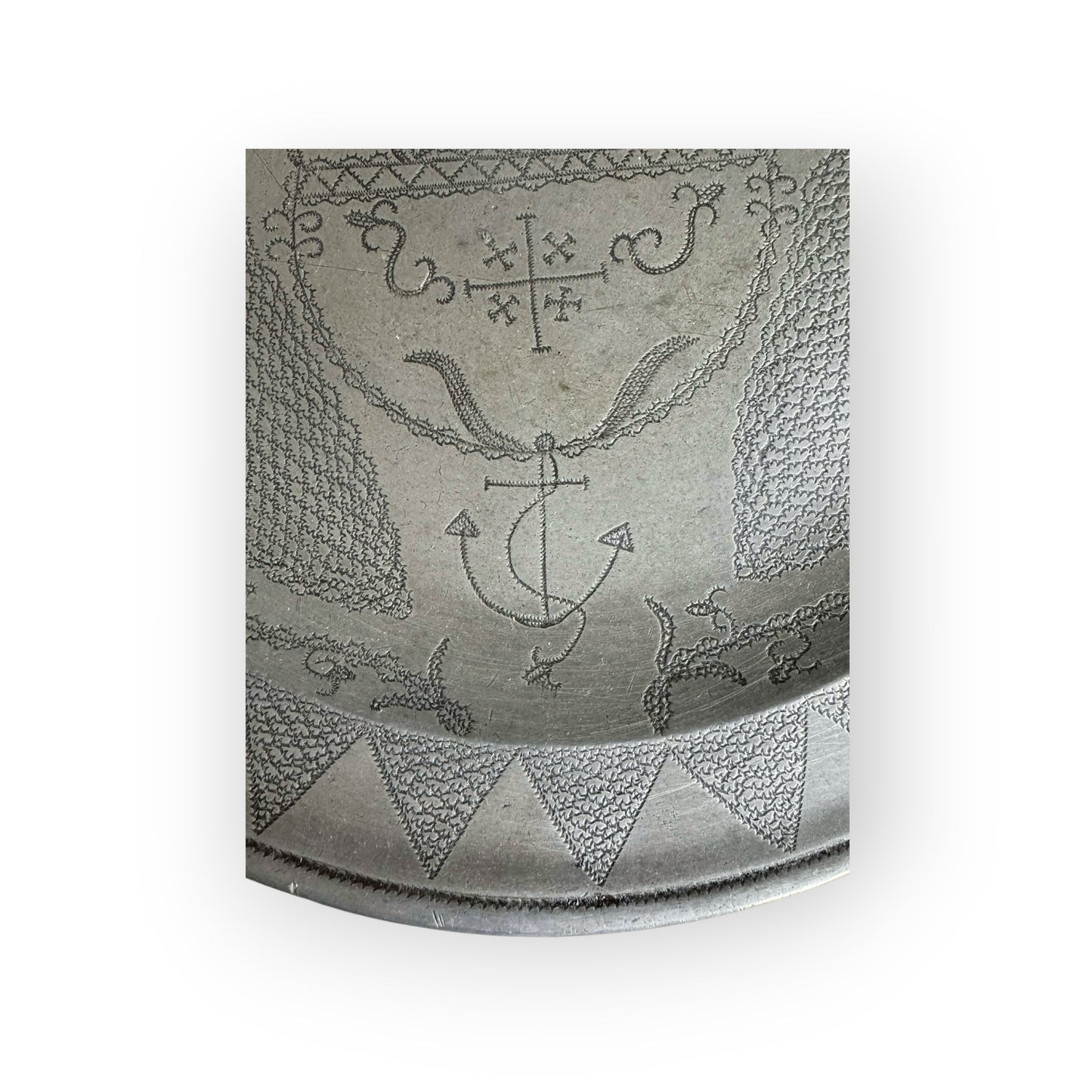 Late 18th‑Century English Antique Pewter Wriggle-Work Decorated Charger by Christopher Perry of London, Dated 1791