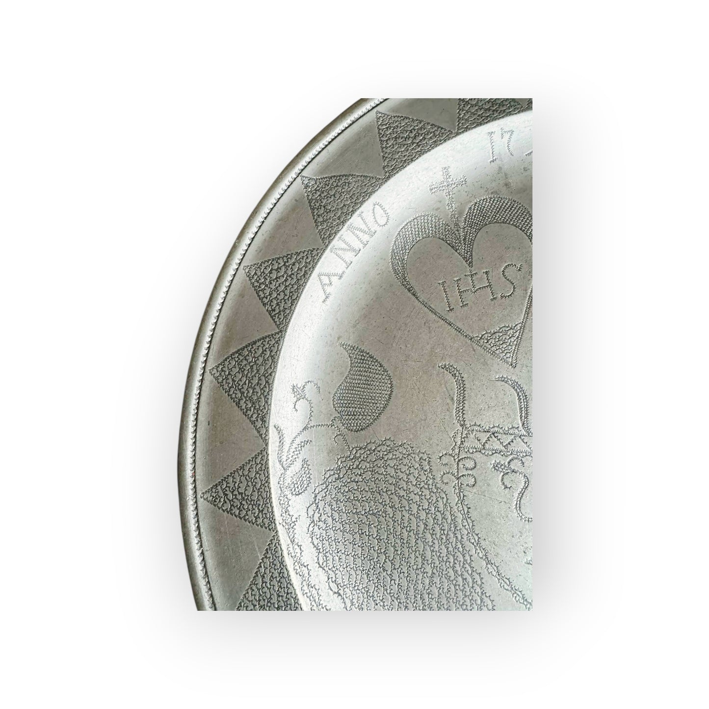 Late 18th‑Century English Antique Pewter Wriggle-Work Decorated Charger by Christopher Perry of London, Dated 1791