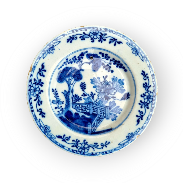 Mid 18th Century English Antique Delftware Plate in the Chinoiserie Manner