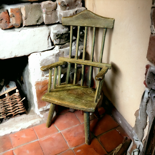 Primitive 19th Century English Antique Child's Comb Back Chair In Original Paint