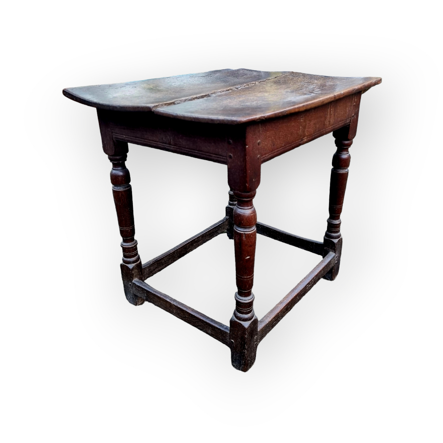 Late 16th Century English Antique Oak Tavern Table in Original Condition