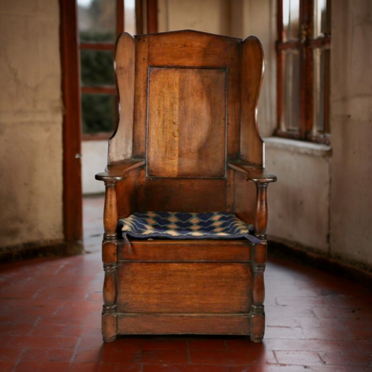 Late 18th Century English Antique Oak Lambing Chair