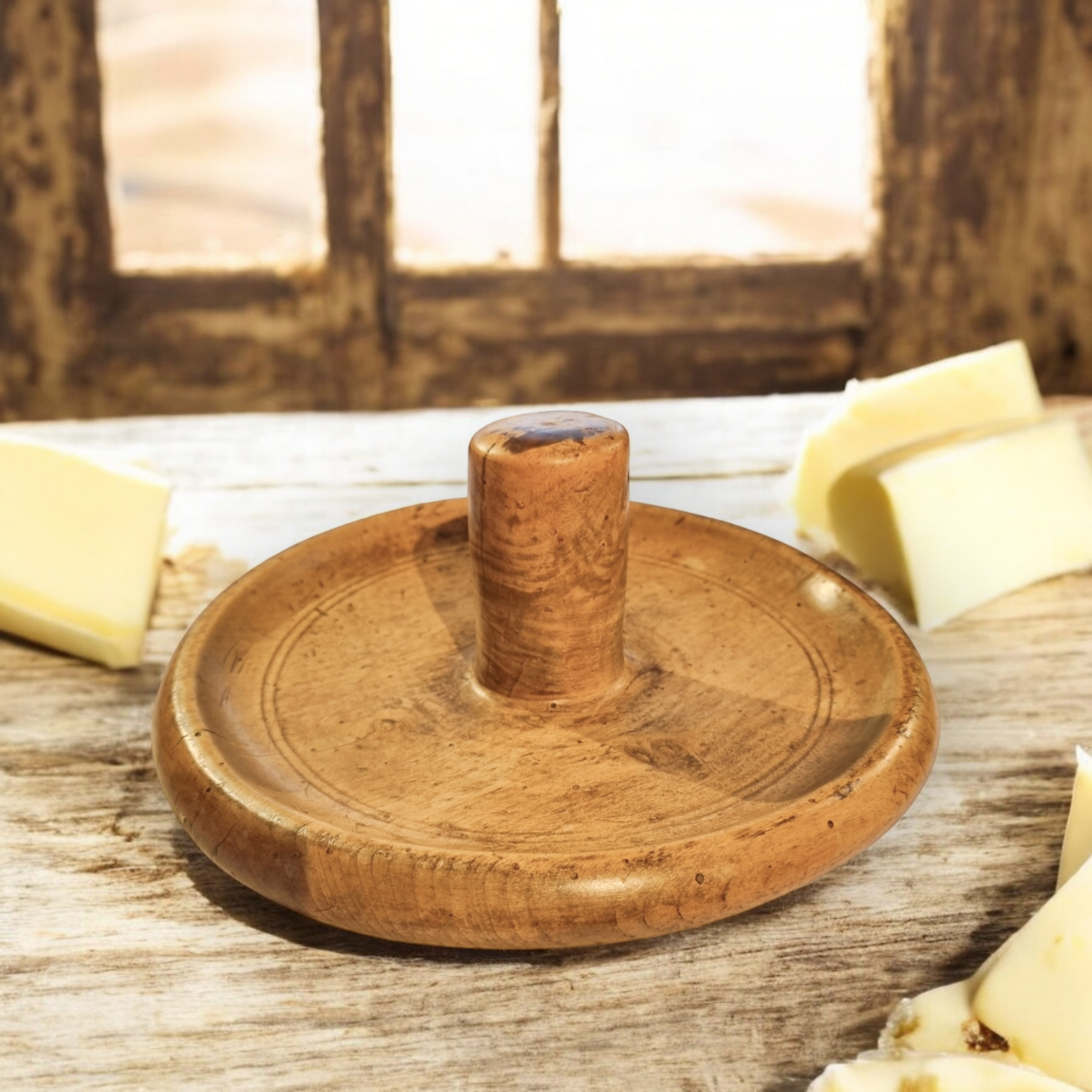 Early 19th-Century English Antique Sycamore Butter Worker