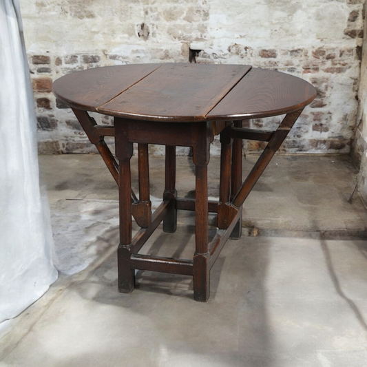 Diminutive Late 17th-Century / Early 18th-Century English Antique Oak Gateleg Table / Occasional Table