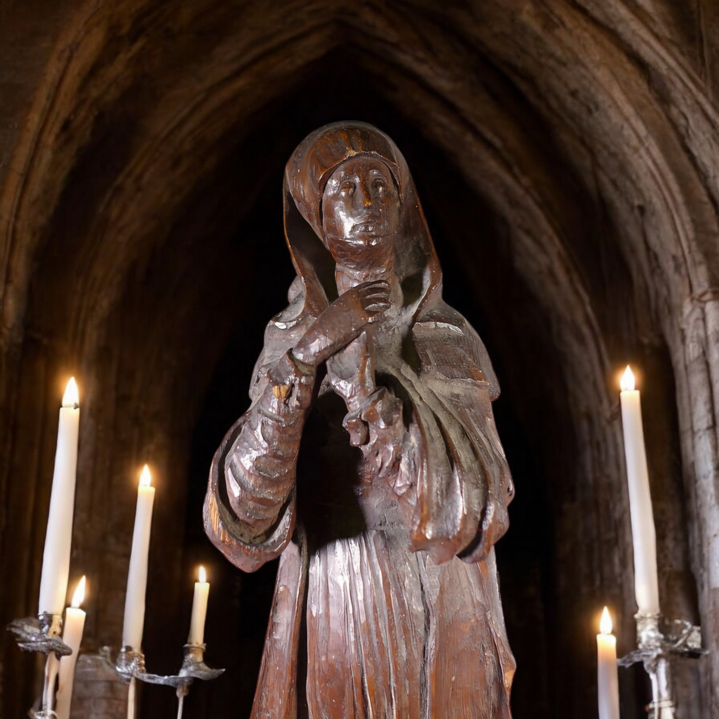 16th-Century Gothic Antique Carved Wooden Sculpture Depicting The Virgin Of Calvary