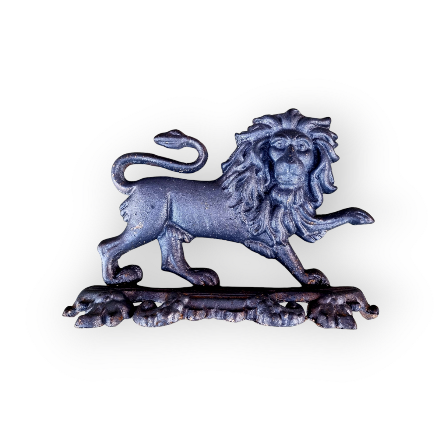 Mid 19th-Century English Country House Antique Cast Iron Door Stop / Door Porter In The Form Of A Lion Passant