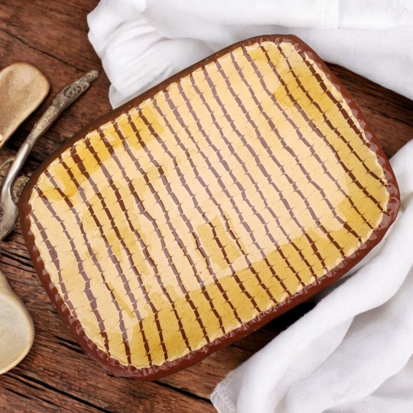 Diminutive 18th-Century Style English Antique Earthenware Comb-Decorated Slipware Loaf Dish / Baking Dish