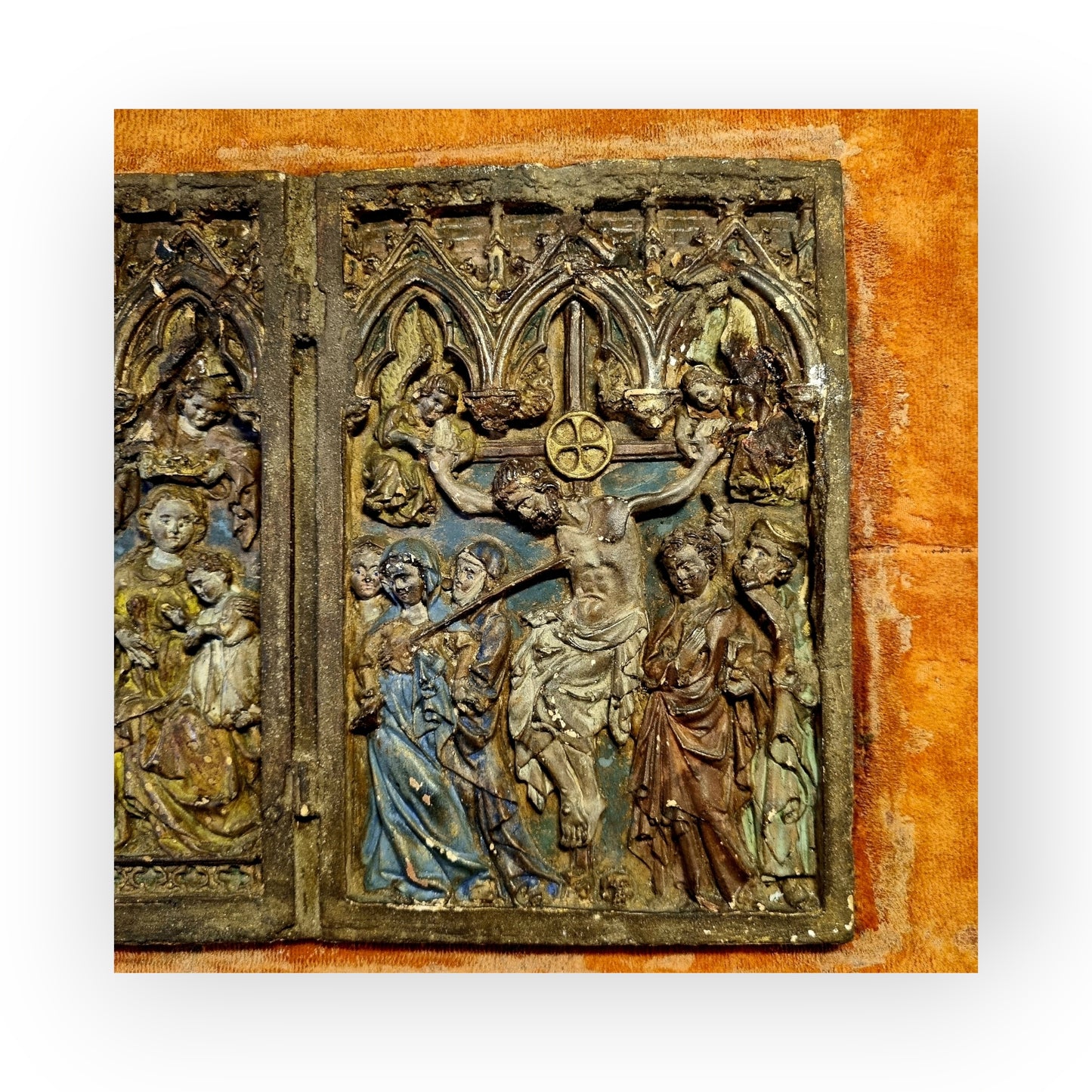 Previously Owned By Arch Duke Ludwig Viktor Von Habsburg (1842 - 1919), A Gothic Antique Plaster Plaque In Original Polychrome Depicting The Adoration Of The Magi & The Crucifixion