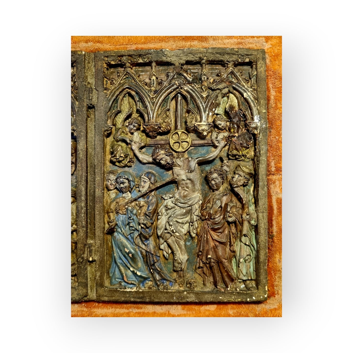 Previously Owned By Arch Duke Ludwig Viktor Von Habsburg (1842 - 1919), A Gothic Antique Plaster Plaque In Original Polychrome Depicting The Adoration Of The Magi & The Crucifixion
