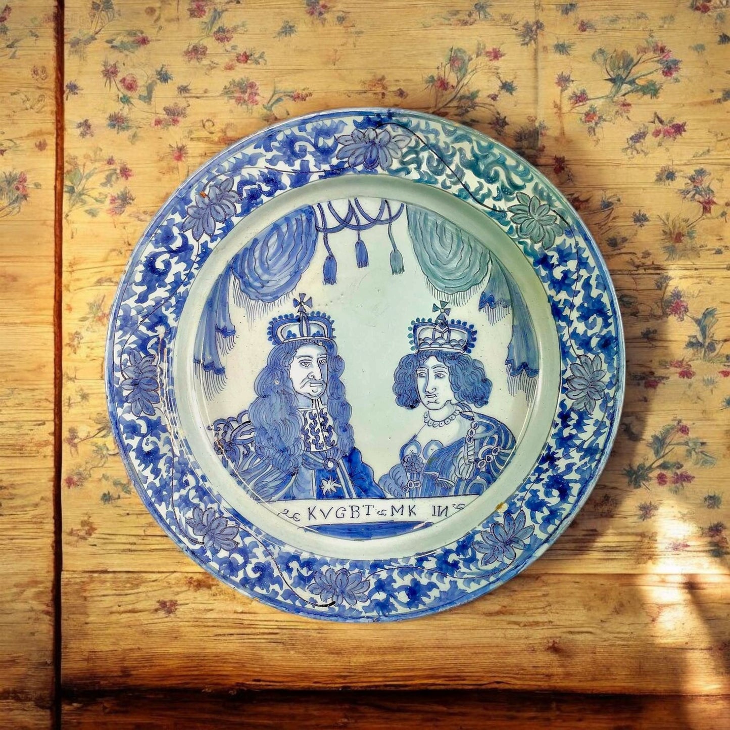 Late 17th-Century Dutch Antique Tin-Glazed Delftware King William III and Queen Mary Charger, circa 1690