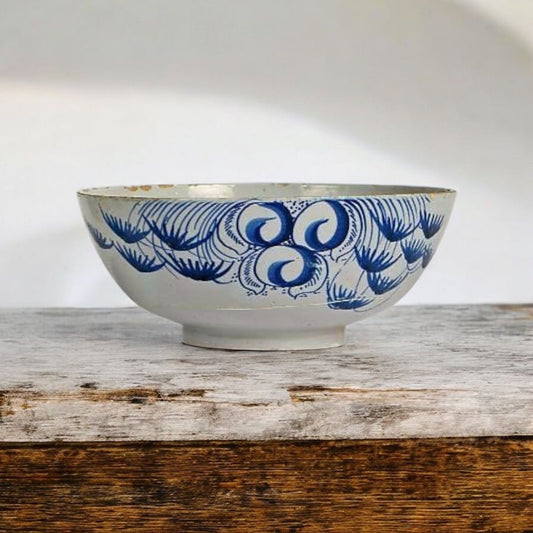 Mid 18th-Century English Antique Delftware Bowl